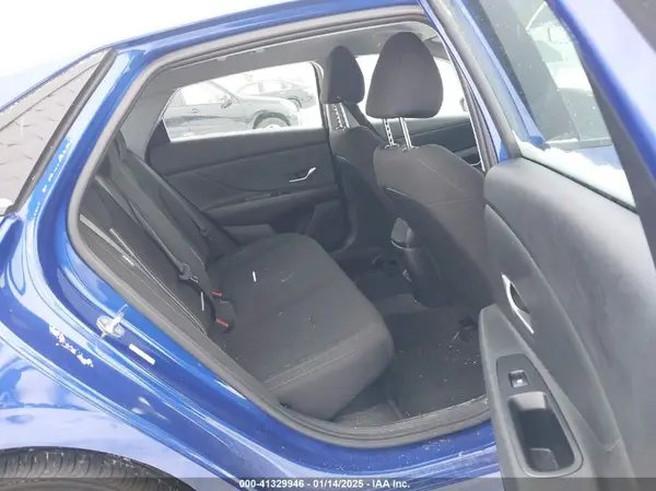 KMHLM4DJ4RU117481 2024 HYUNDAI ELANTRA - Image 8