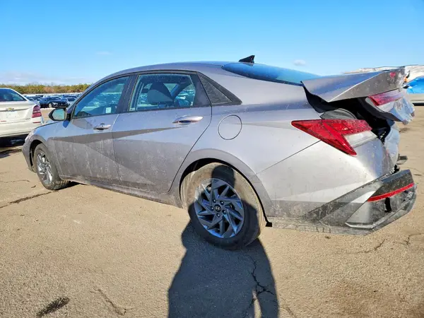 KMHLM4DJ4SU122153 2025 HYUNDAI ELANTRA - Image 2