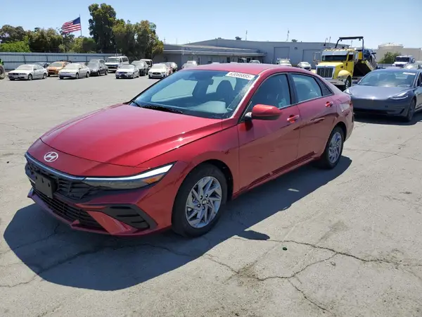 KMHLM4DJ4SU129717 2025 HYUNDAI ELANTRA - Image 1
