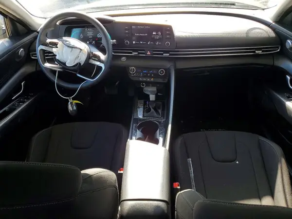 KMHLM4DJ4SU137249 2025 HYUNDAI ELANTRA - Image 8