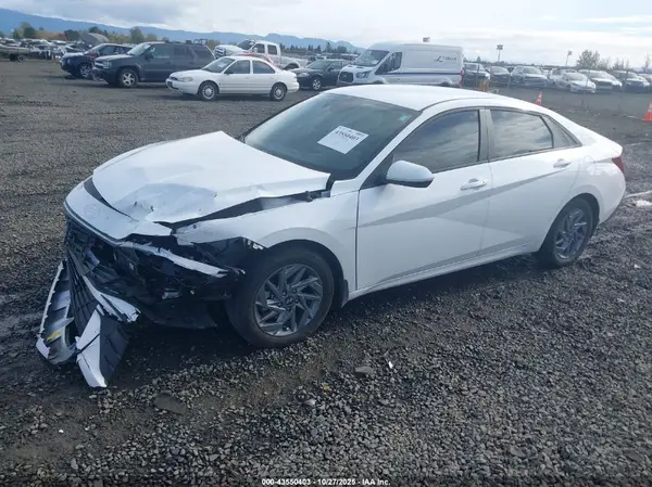 KMHLM4DJ4SU138028 2025 HYUNDAI ELANTRA - Image 2