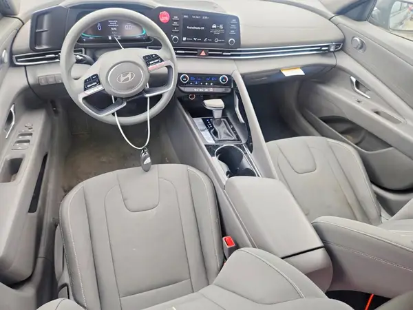 KMHLM4DJ4SU143486 2025 HYUNDAI ELANTRA - Image 8
