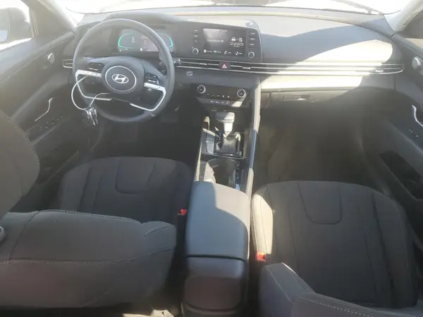 KMHLM4DJ4SU154486 2025 HYUNDAI ELANTRA - Image 8