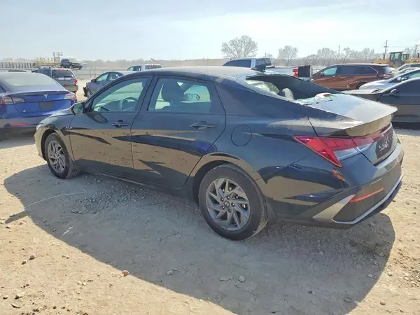 KMHLM4DJ4SU156884 2025 HYUNDAI ELANTRA - Image 2