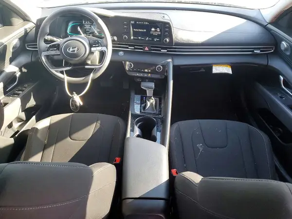 KMHLM4DJ4SU156898 2025 HYUNDAI ELANTRA - Image 8