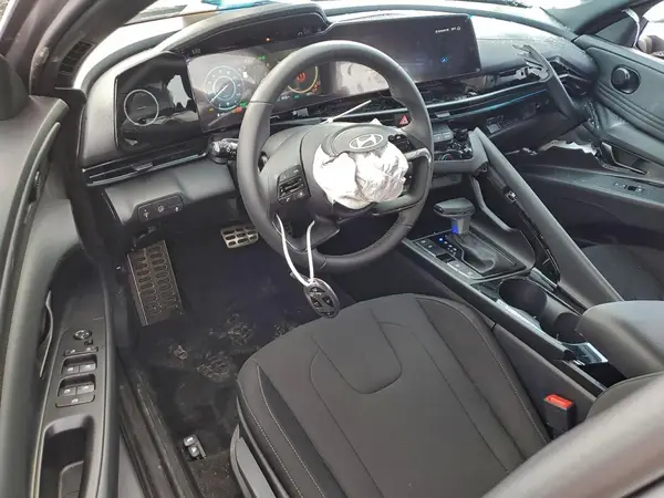 KMHLM4DJ4SU167481 2025 HYUNDAI ELANTRA - Image 8