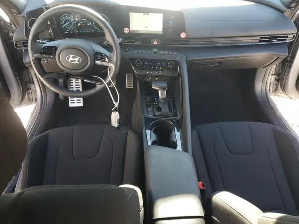 KMHLM4DJ4SU167965 2025 HYUNDAI ELANTRA - Image 8