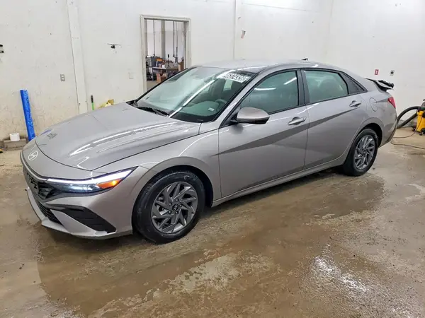 KMHLM4DJ4SU170610 2025 HYUNDAI ELANTRA - Image 1