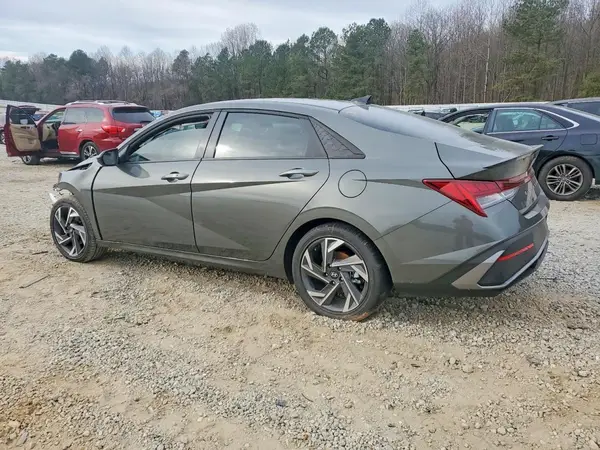 KMHLM4DJ4SU179355 2025 HYUNDAI ELANTRA - Image 2