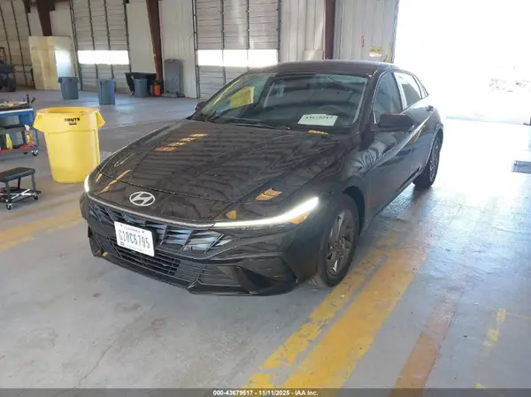 KMHLM4DJ4TU183858 2026 HYUNDAI ELANTRA - Image 2