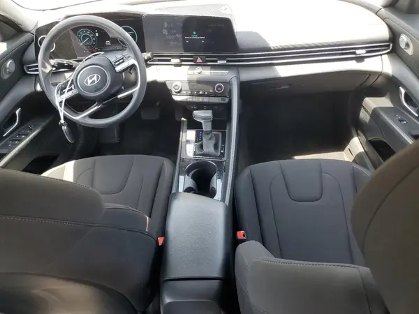 KMHLM4DJ5RU111169 2024 HYUNDAI ELANTRA - Image 8