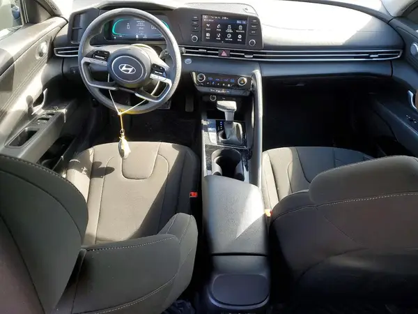 KMHLM4DJ5SU123117 2025 HYUNDAI ELANTRA - Image 8