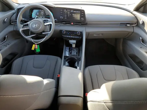 KMHLM4DJ5SU148535 2025 HYUNDAI ELANTRA - Image 8
