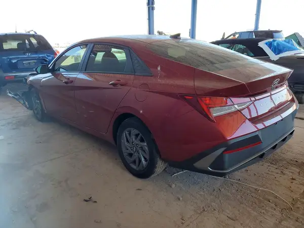 KMHLM4DJ5SU150298 2025 HYUNDAI ELANTRA - Image 2