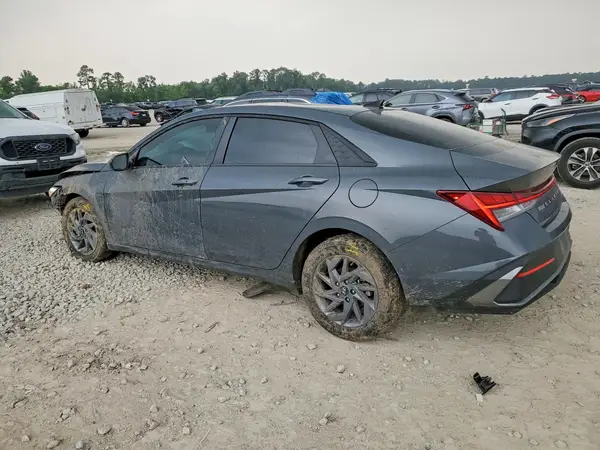 KMHLM4DJ5SU177873 2025 HYUNDAI ELANTRA - Image 2