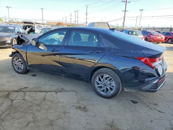 KMHLM4DJ5TU184601 2026 HYUNDAI ELANTRA - Image 2