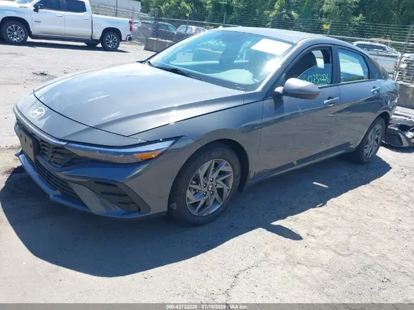 KMHLM4DJ6RU102934 2024 HYUNDAI ELANTRA - Image 2