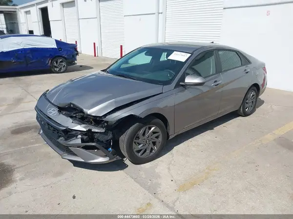 KMHLM4DJ6RU104229 2024 HYUNDAI ELANTRA - Image 2