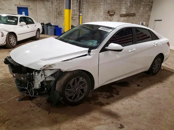 KMHLM4DJ6RU105087 2024 HYUNDAI ELANTRA - Image 1