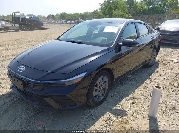 KMHLM4DJ6RU108460 2024 HYUNDAI ELANTRA - Image 2