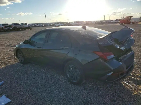 KMHLM4DJ6RU117661 2024 HYUNDAI ELANTRA - Image 2