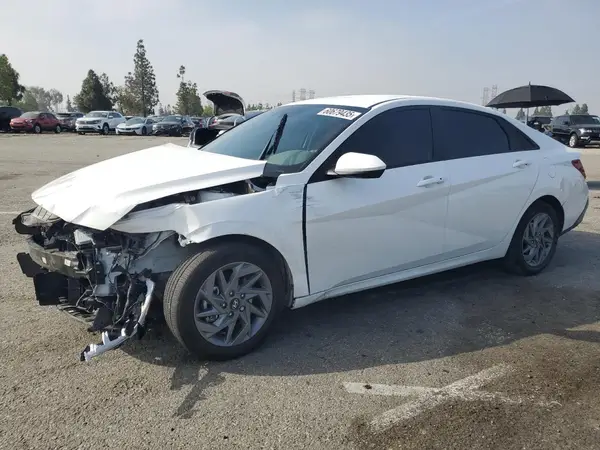 KMHLM4DJ6SU130576 2025 HYUNDAI ELANTRA - Image 1