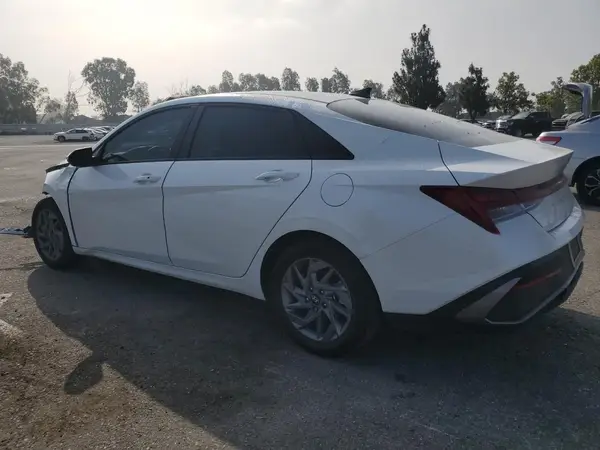 KMHLM4DJ6SU130576 2025 HYUNDAI ELANTRA - Image 2