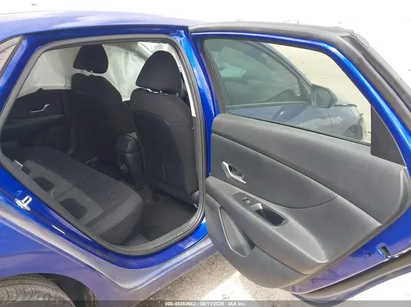 KMHLM4DJ6SU131632 2025 HYUNDAI ELANTRA - Image 8