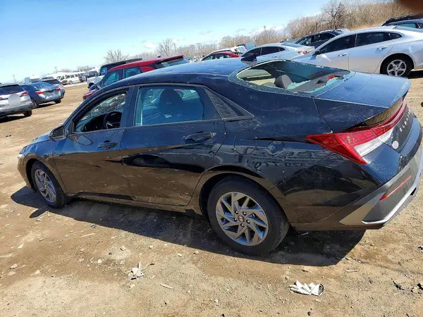 KMHLM4DJ6SU143778 2025 HYUNDAI ELANTRA - Image 2
