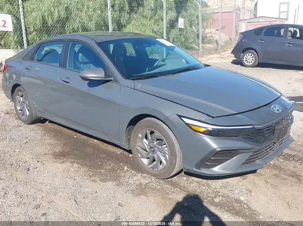 KMHLM4DJ6SU148527 2025 HYUNDAI ELANTRA - Image 1
