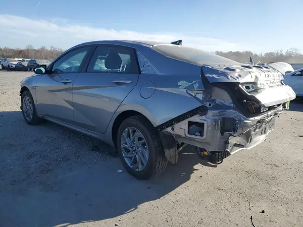 KMHLM4DJ6SU172861 2025 HYUNDAI ELANTRA - Image 2