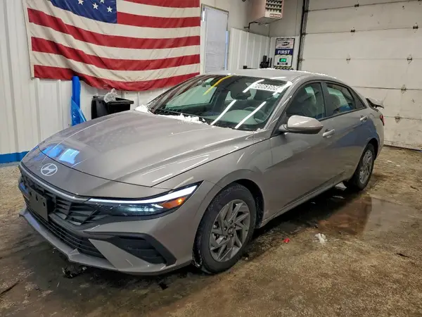 KMHLM4DJ6SU173458 2025 HYUNDAI ELANTRA - Image 1