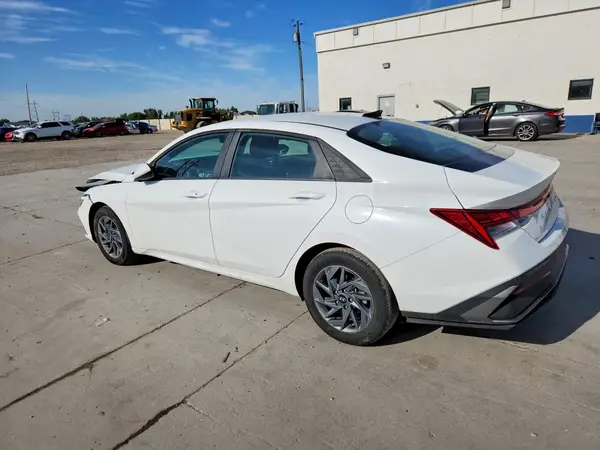 KMHLM4DJ6SU178949 2025 HYUNDAI ELANTRA - Image 2