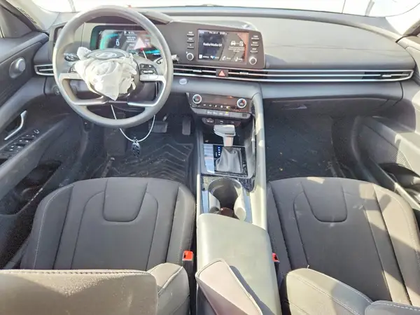 KMHLM4DJ6SU178949 2025 HYUNDAI ELANTRA - Image 8