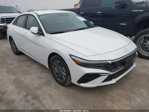 KMHLM4DJ6TU186129 2026 HYUNDAI ELANTRA - Image 1