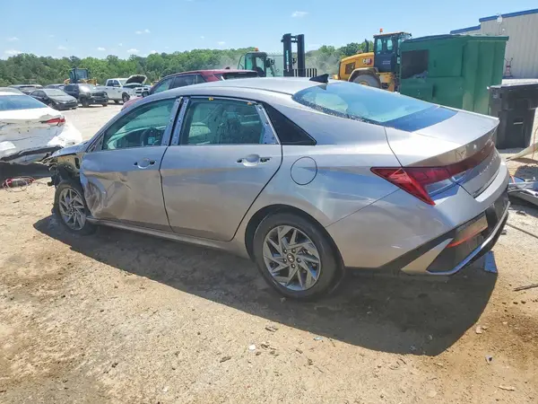 KMHLM4DJ6TU186258 2026 HYUNDAI ELANTRA - Image 2