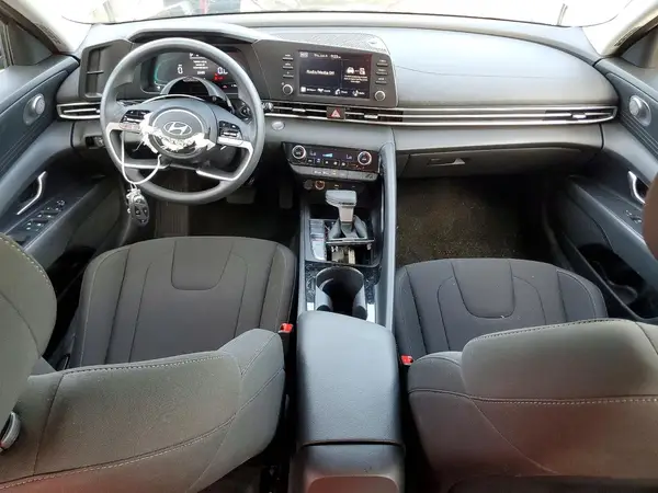 KMHLM4DJ6TU194960 2026 HYUNDAI ELANTRA - Image 8