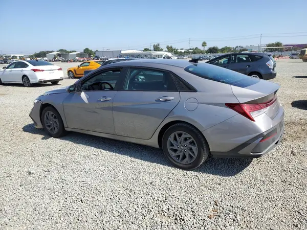 KMHLM4DJ7RU093449 2024 HYUNDAI ELANTRA - Image 2