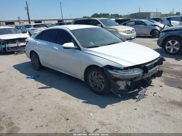 KMHLM4DJ7RU094990 2024 HYUNDAI ELANTRA - Image 1