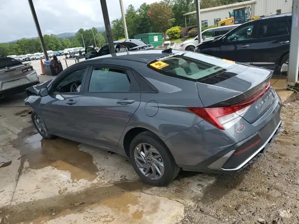 KMHLM4DJ7RU107382 2024 HYUNDAI ELANTRA - Image 2