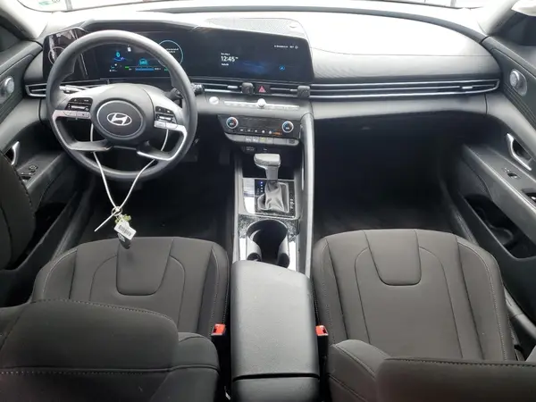KMHLM4DJ7RU113165 2024 HYUNDAI ELANTRA - Image 8