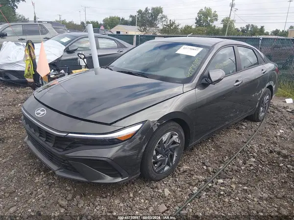 KMHLM4DJ7RU113313 2024 HYUNDAI ELANTRA - Image 2