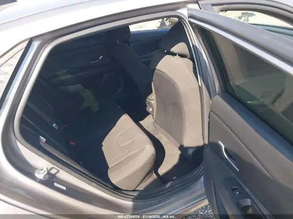KMHLM4DJ7RU113537 2024 HYUNDAI ELANTRA - Image 8