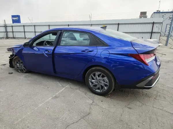 KMHLM4DJ7SU124866 2025 HYUNDAI ELANTRA - Image 2