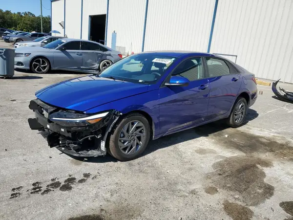 KMHLM4DJ7SU131641 2025 HYUNDAI ELANTRA - Image 1