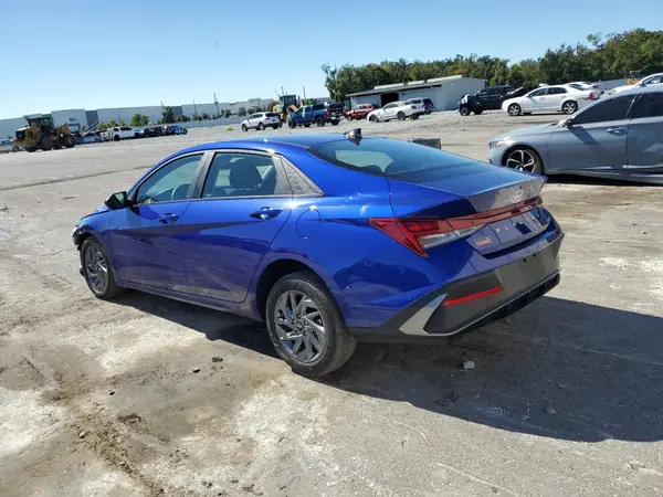 KMHLM4DJ7SU131641 2025 HYUNDAI ELANTRA - Image 2