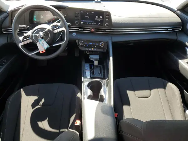KMHLM4DJ7SU131641 2025 HYUNDAI ELANTRA - Image 8