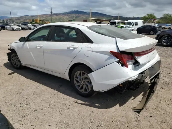 KMHLM4DJ7SU134636 2025 HYUNDAI ELANTRA - Image 2