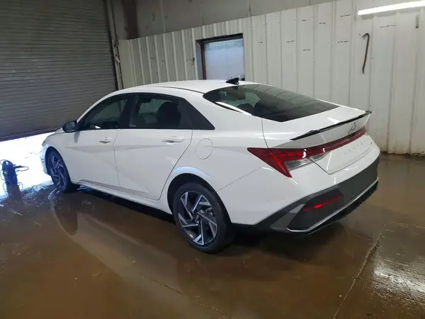 KMHLM4DJ7SU148620 2025 HYUNDAI ELANTRA - Image 2