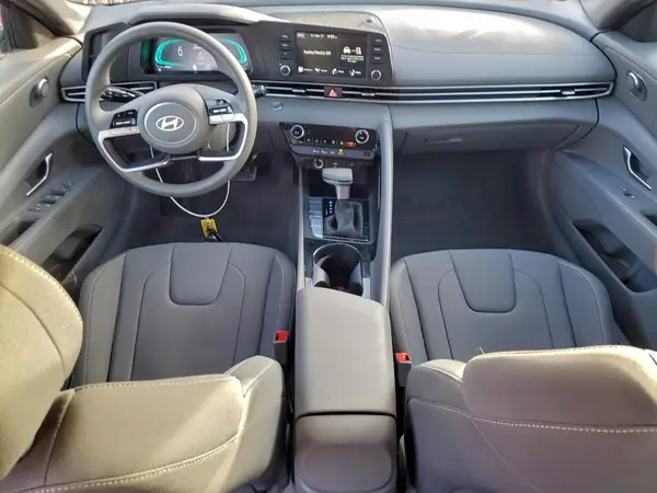 KMHLM4DJ7SU164803 2025 HYUNDAI ELANTRA - Image 8